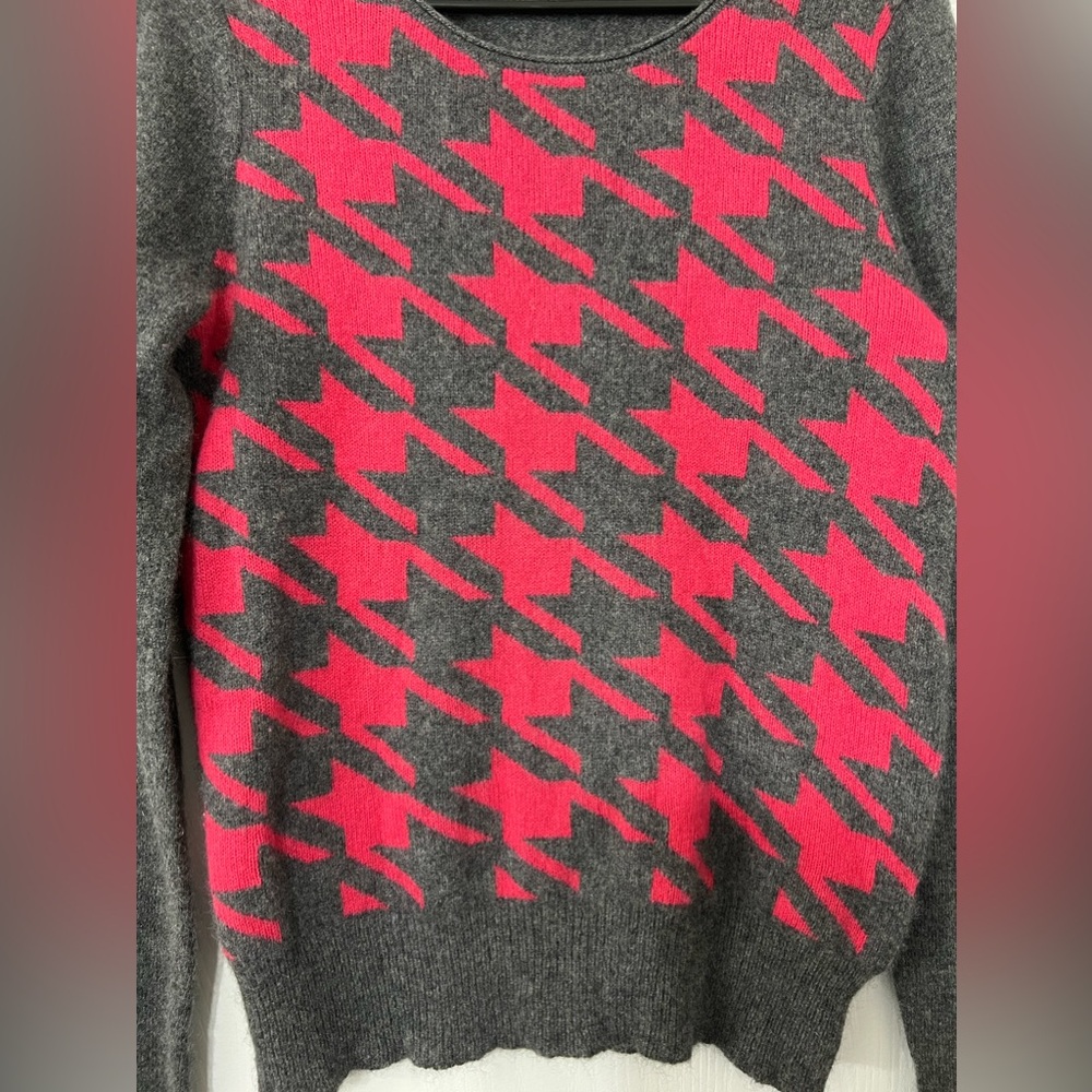 Halogen 100% Cashmere Sweater Gray & Pink Houndstooth Women's Medium - Picture 8 of 10